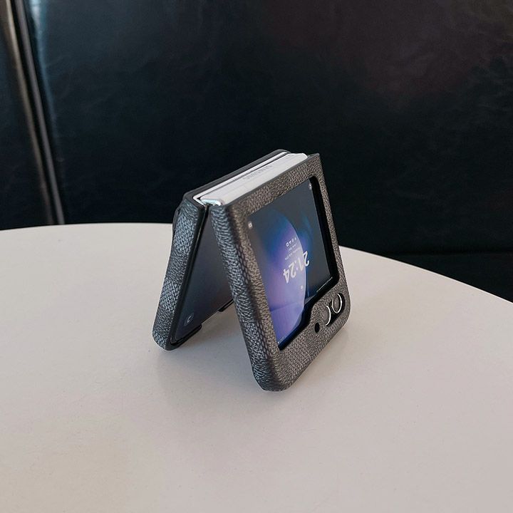 ギャラクシー ZFold4  スマホケースルイヴィトン風