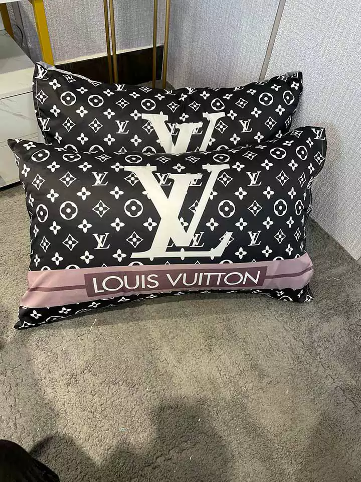 vuitton 枕カバー