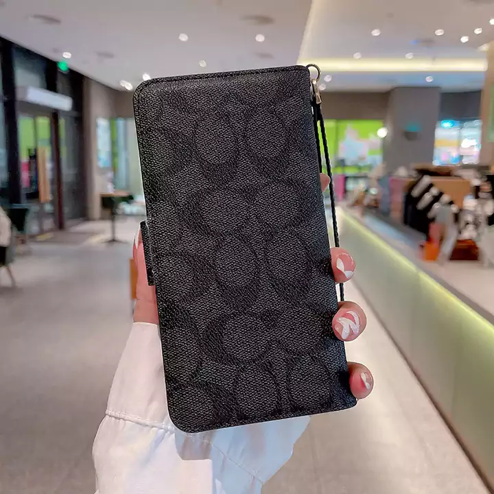 Coach アイフォン1615 14 ケース