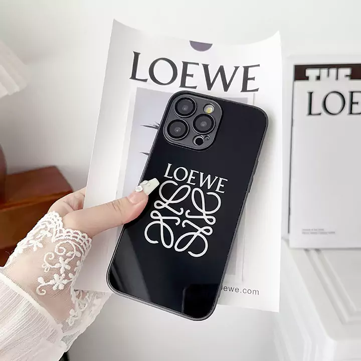 loewe iphone16/15pro ケース