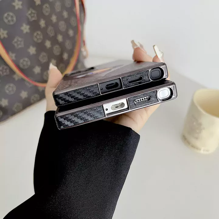 lv iphone14/13/12ケースお揃い カップル