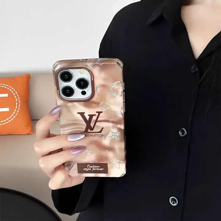 ハイブランド カバー アイホン16plus chanel