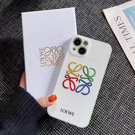 ロエベ iPhone16 ケース 刺繍入り